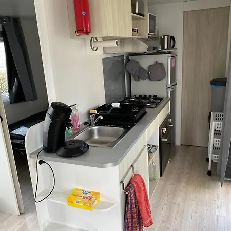 Mobile 4-6 Places Les Sables Du Midi *